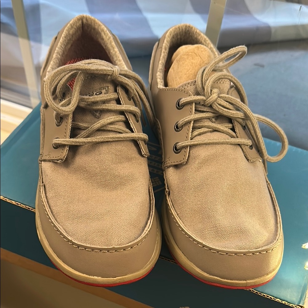 Casual Tan Canvas Shoes